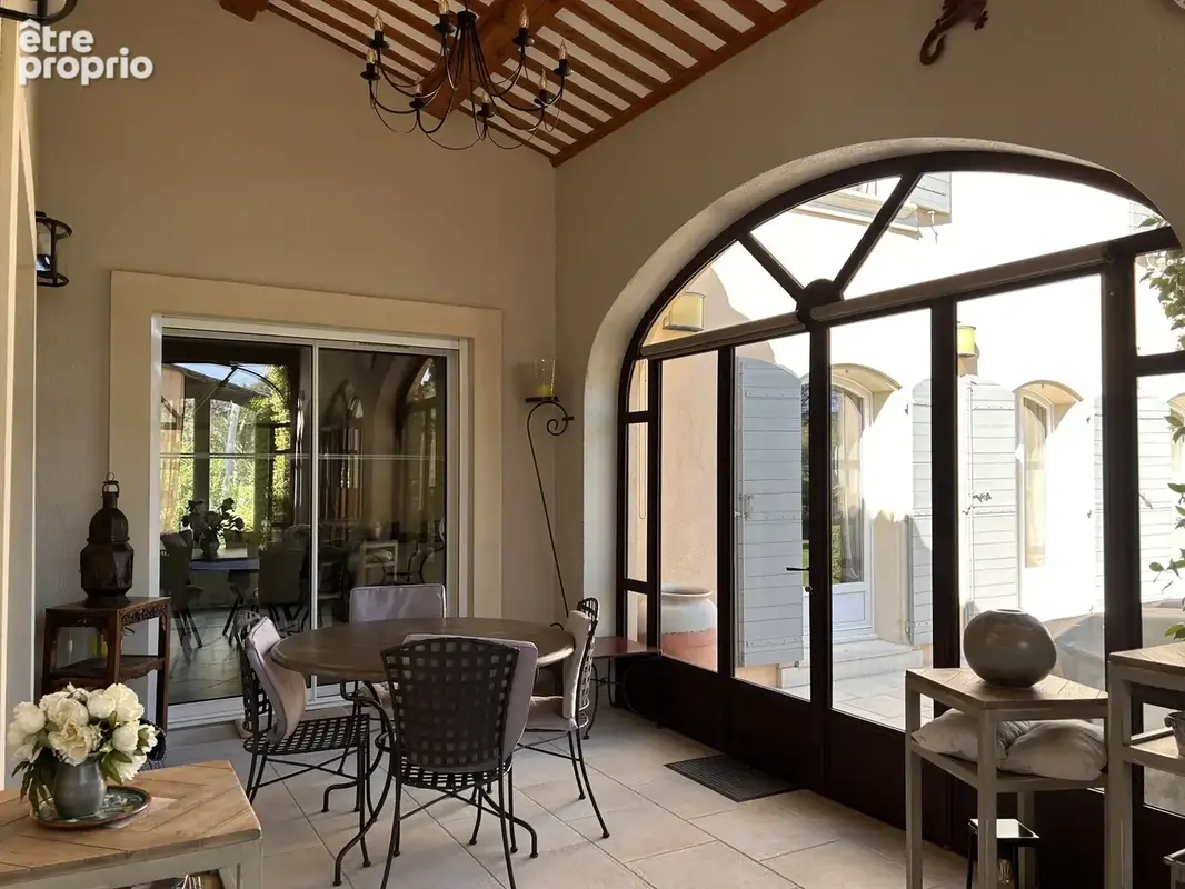 Maison 293 m² à Mallemort  - photo 3