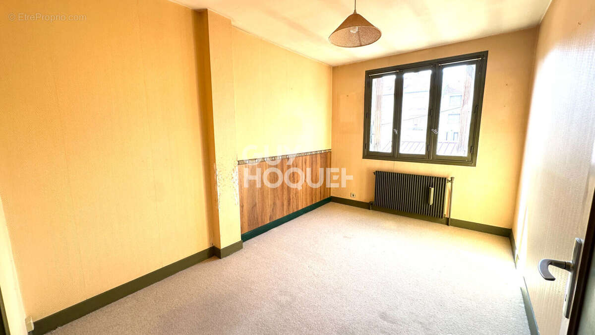 Clermont-Ferrand - Salins - Appartement T4 de 100m2 avec garage - photo 13