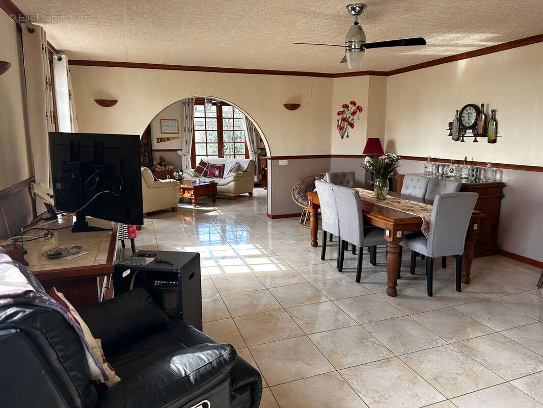 Maison à LAURE-MINERVOIS