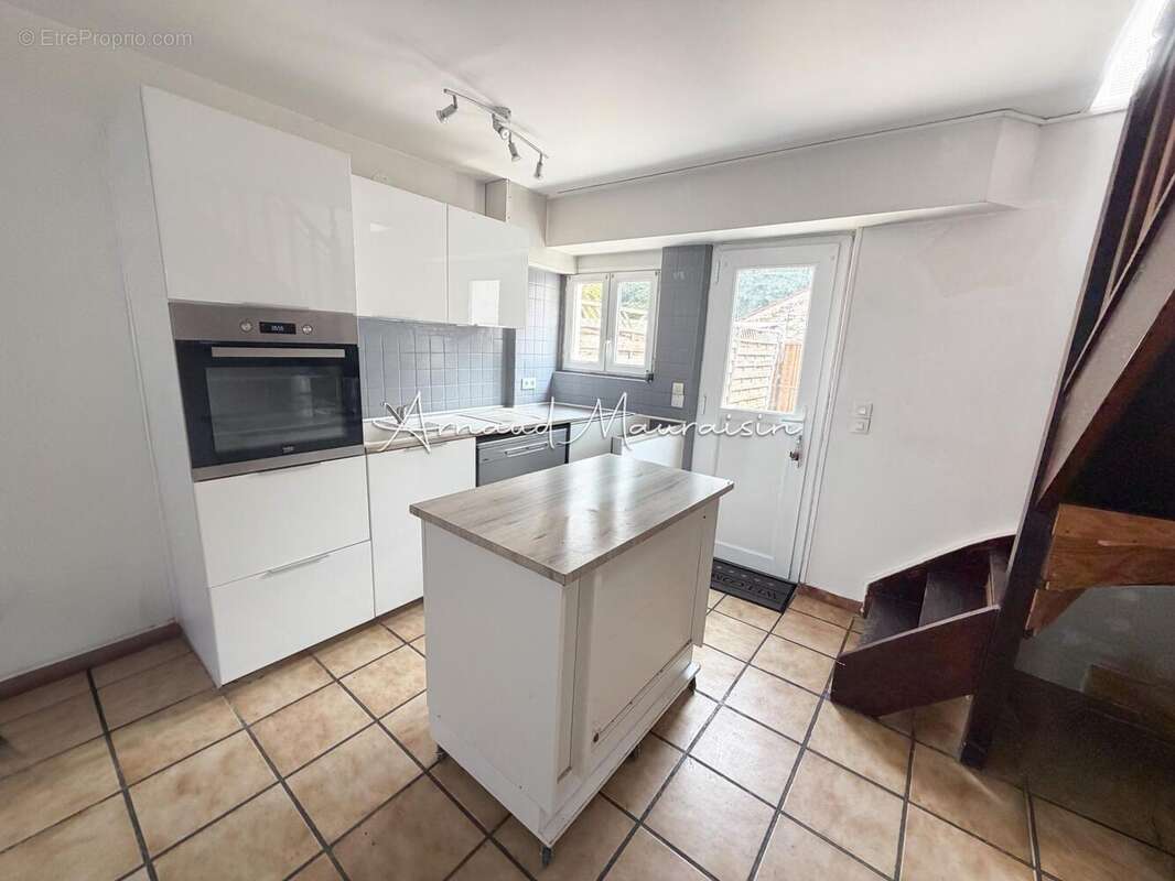 Maison 52 m² à La Chapelle-En-Serval  - photo 3
