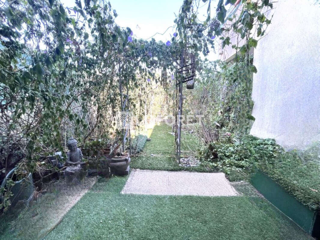 Appartement Saint Laurent Du Var 1 pièce(s) 35 m2 - photo 2
