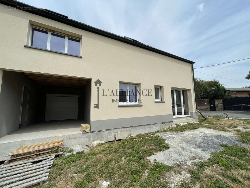 Maison 283 m² à Ecoust-Saint-Mein  - photo 2