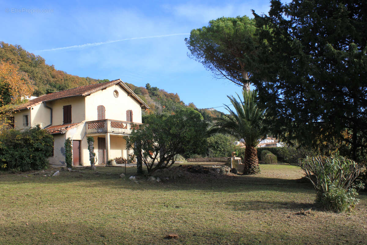 Terrain à VENCE