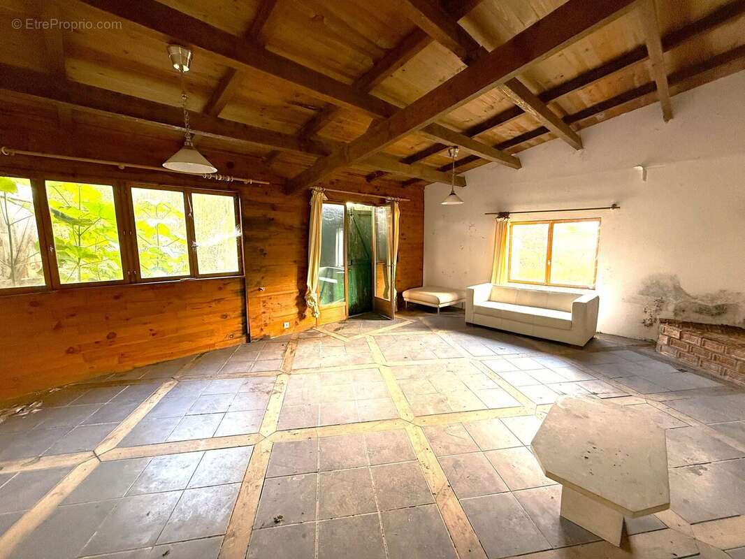 Maison à TAPONNAT-FLEURIGNAC