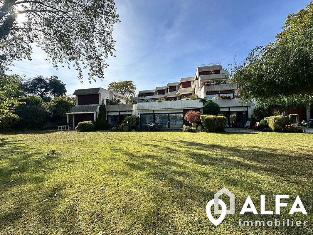 Appartement à ENGHIEN-LES-BAINS