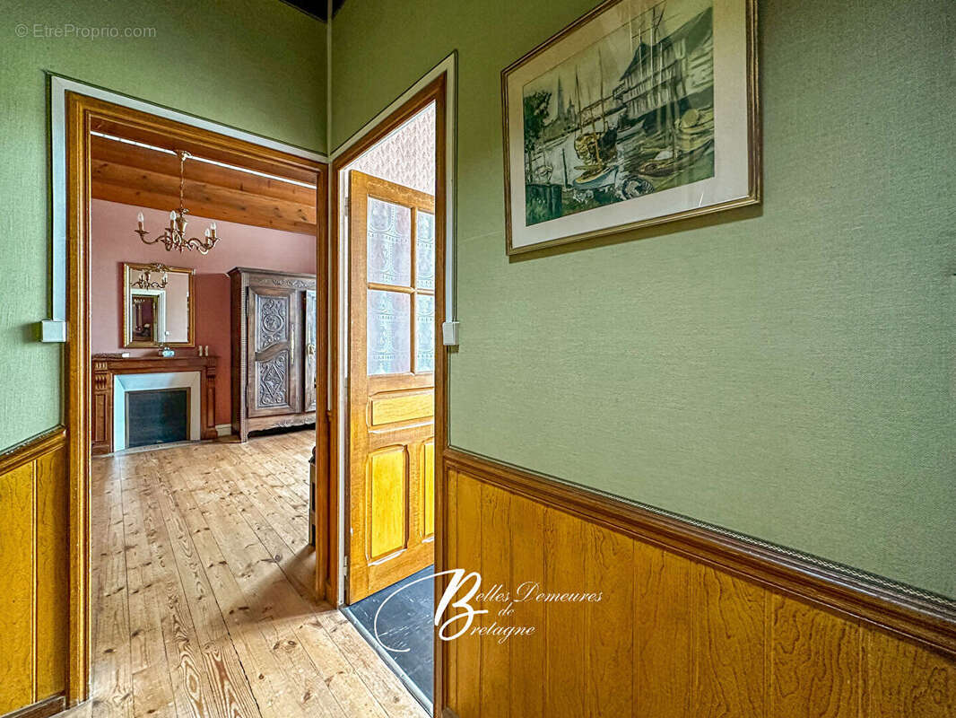 Maison à PLOURIVO