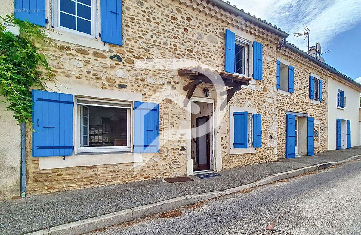 Maison à MALATAVERNE