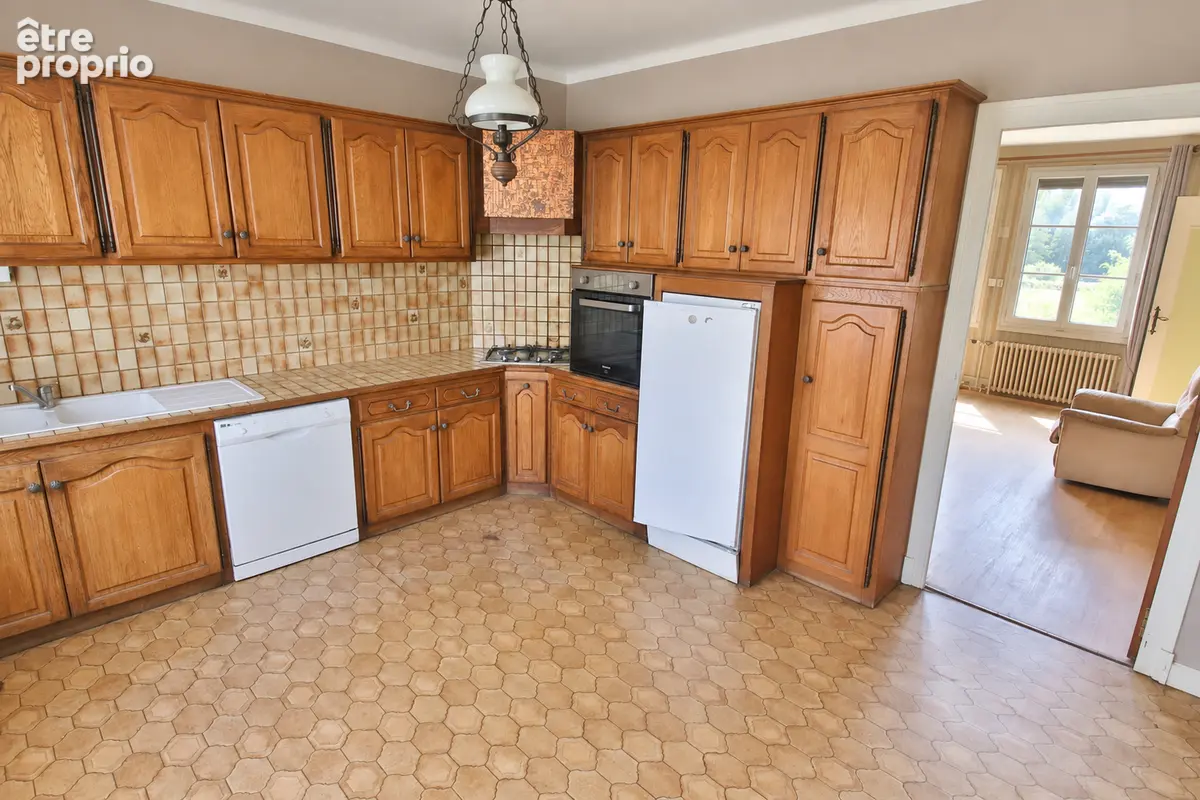 Maison T5 - 107m2 - Yzeure - photo 8