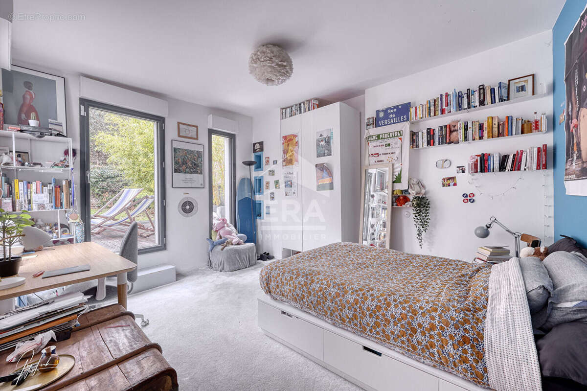 Maison à VILLE-D'AVRAY