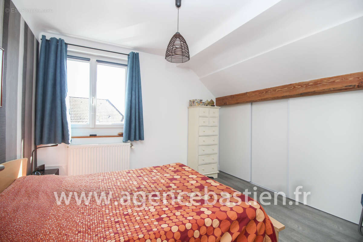 Maison à DIVONNE-LES-BAINS