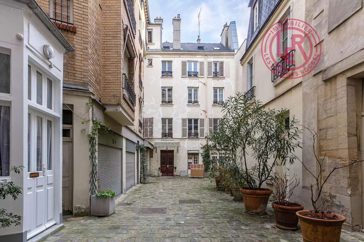 Appartement à PARIS-4E