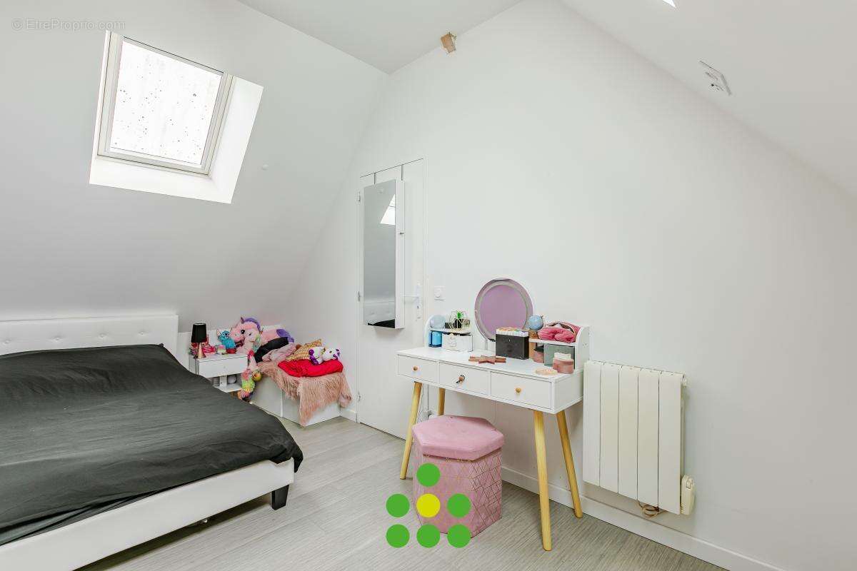 Maison à CHOISY-LA-VICTOIRE