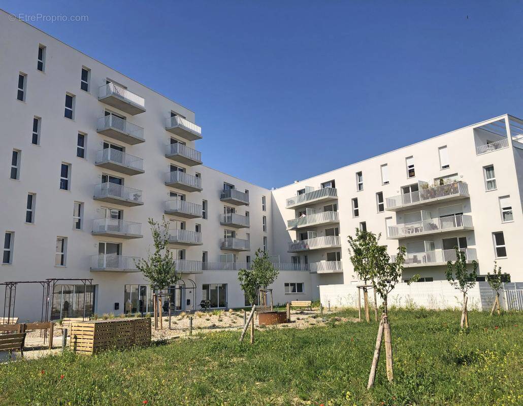 Appartement à FLEURY-SUR-ORNE