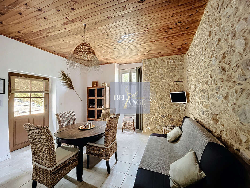 Maison à VALLON-PONT-D'ARC