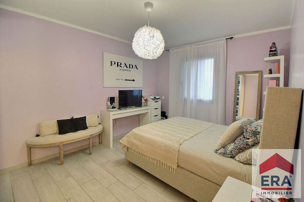 Maison à PIOLENC