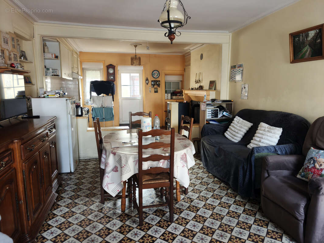 Maison à LE SAP