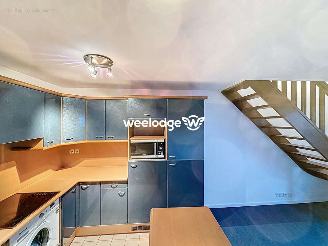Appartement à LES CLAYES-SOUS-BOIS
