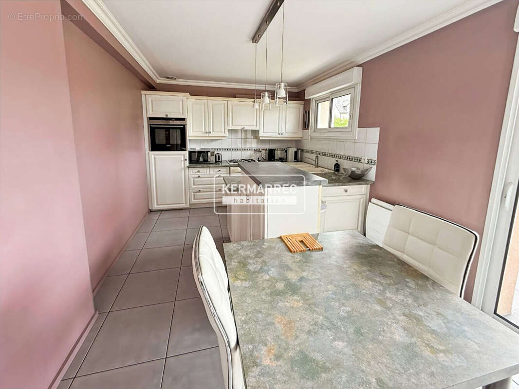 Maison à LA CHAPELLE-DES-FOUGERETZ