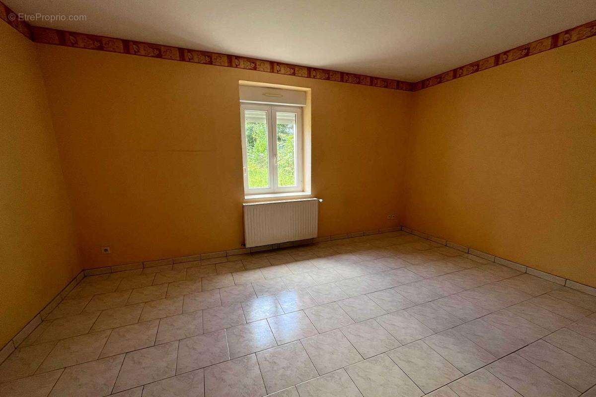 Maison à MONTCEAU-LES-MINES