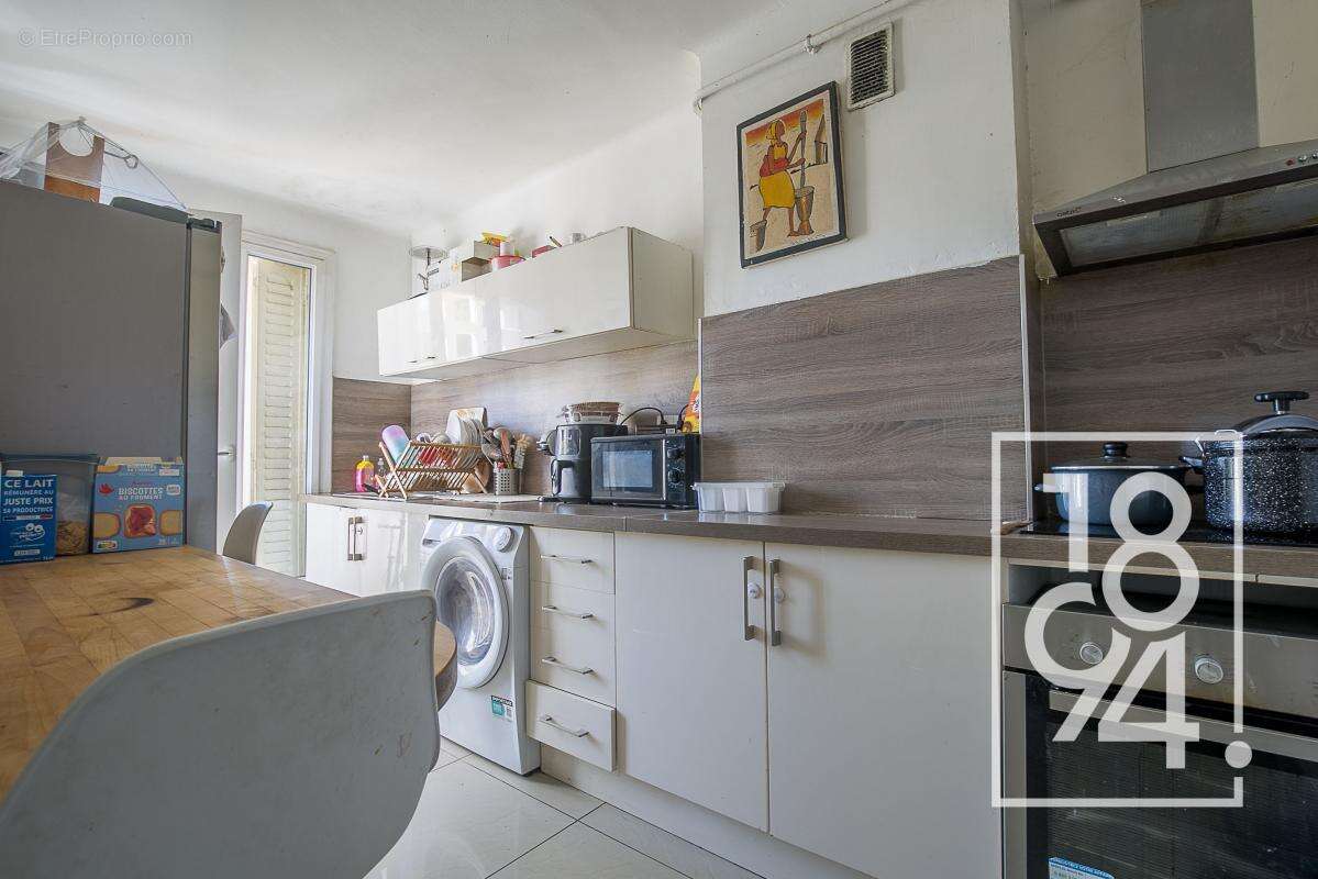 Appartement à MARSEILLE-13E