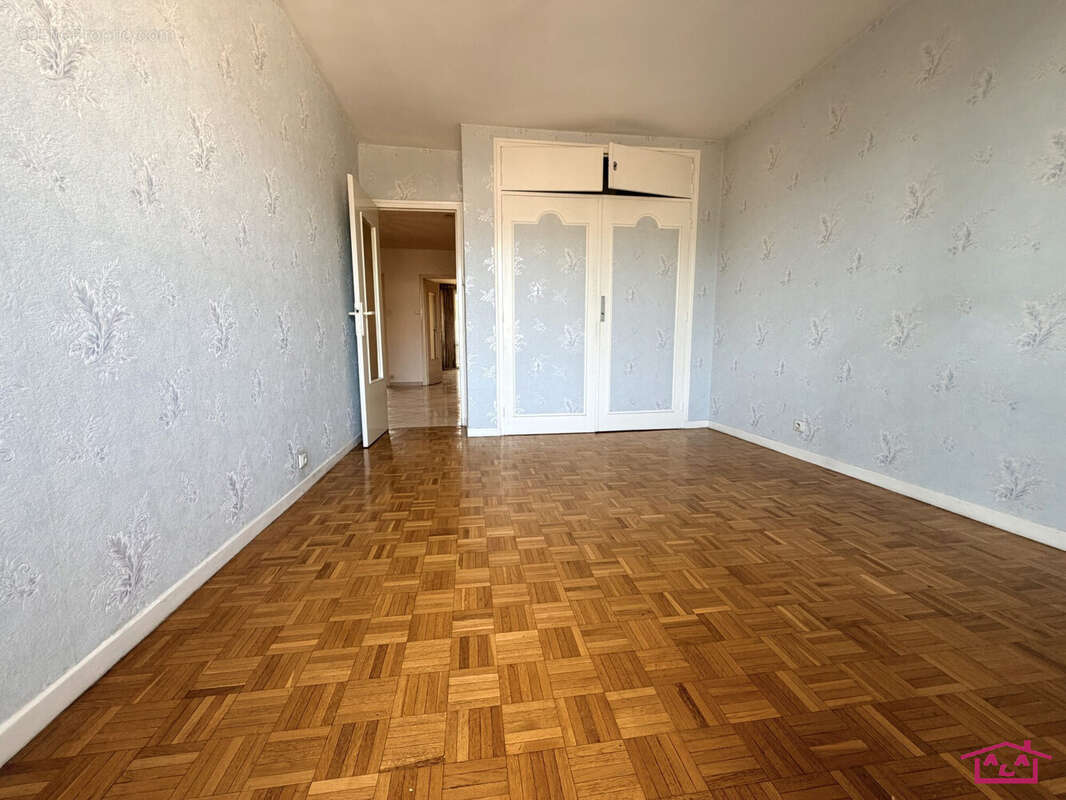 Appartement 90 m² à Grenoble  - photo 6