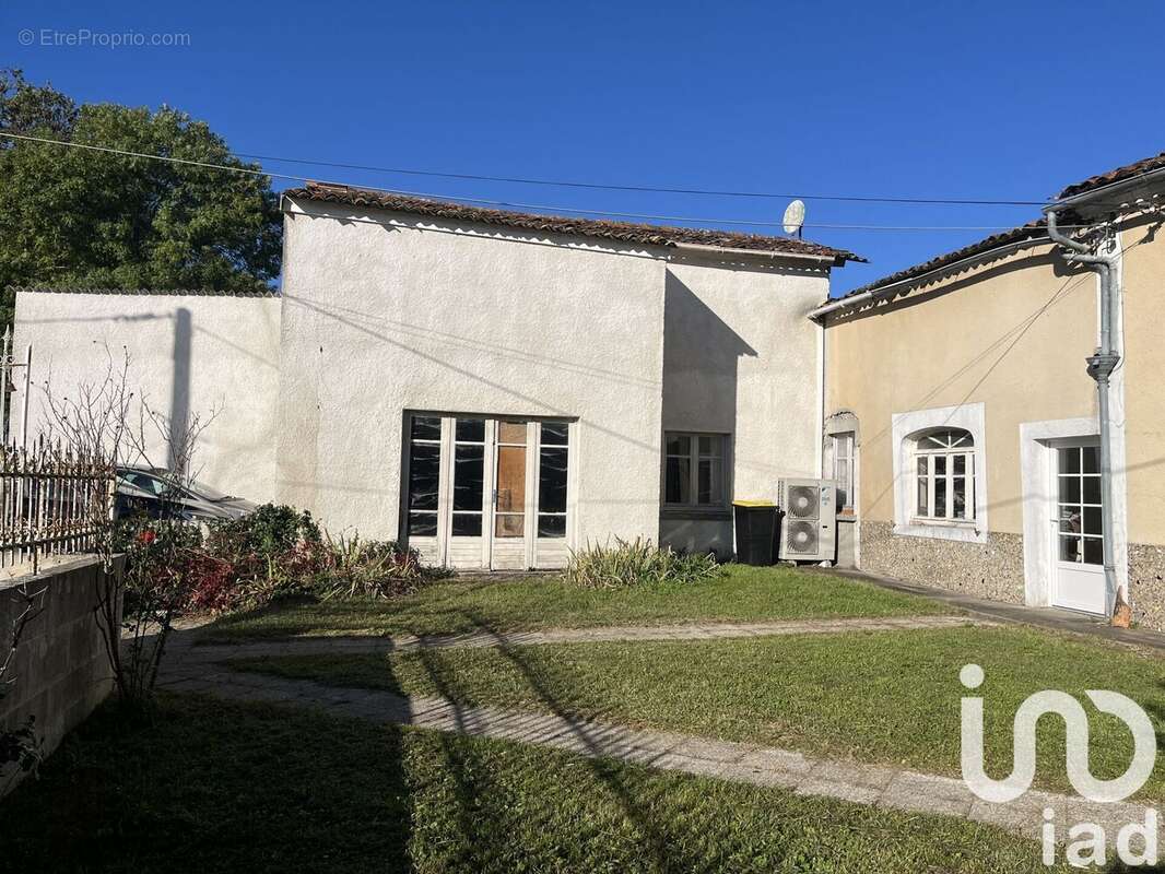 Maison 125 m² à Guimps  - photo 3