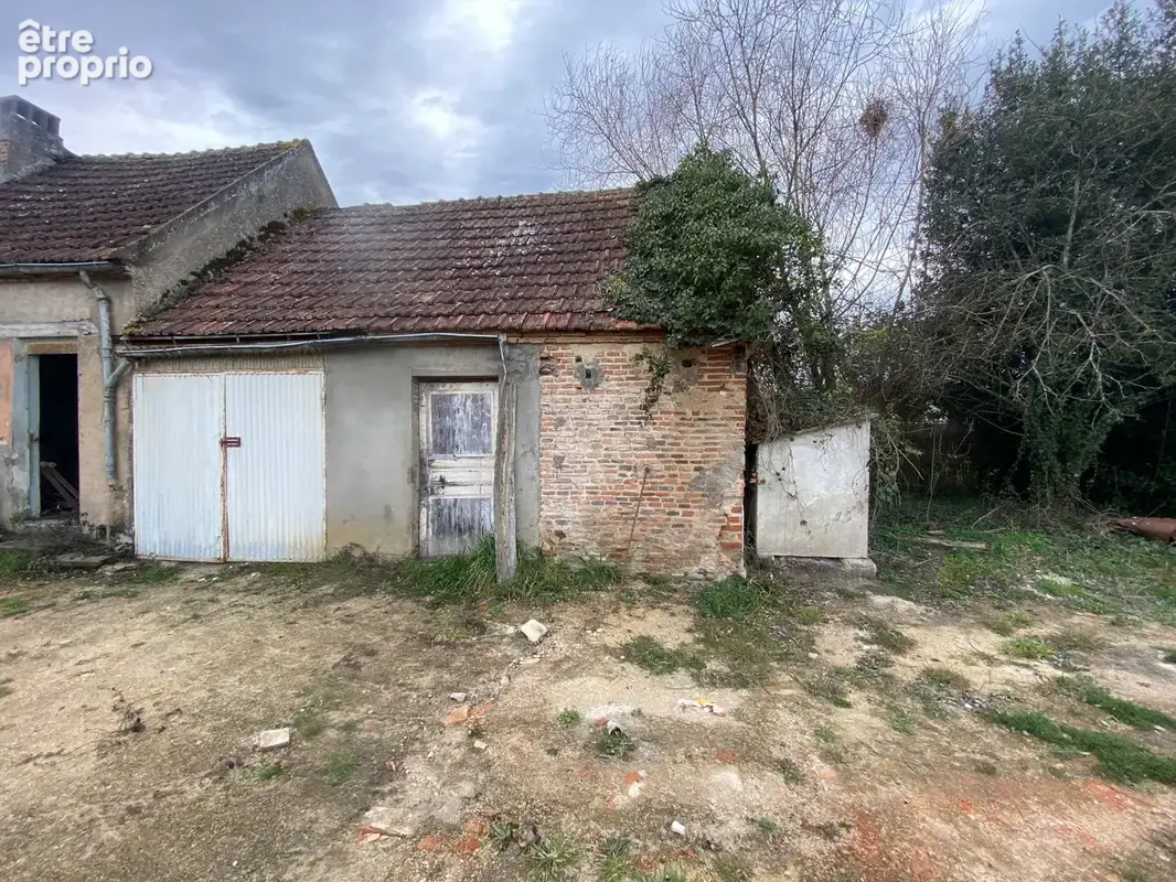 Maison de bourg a saisir - gros potentiel - photo 11