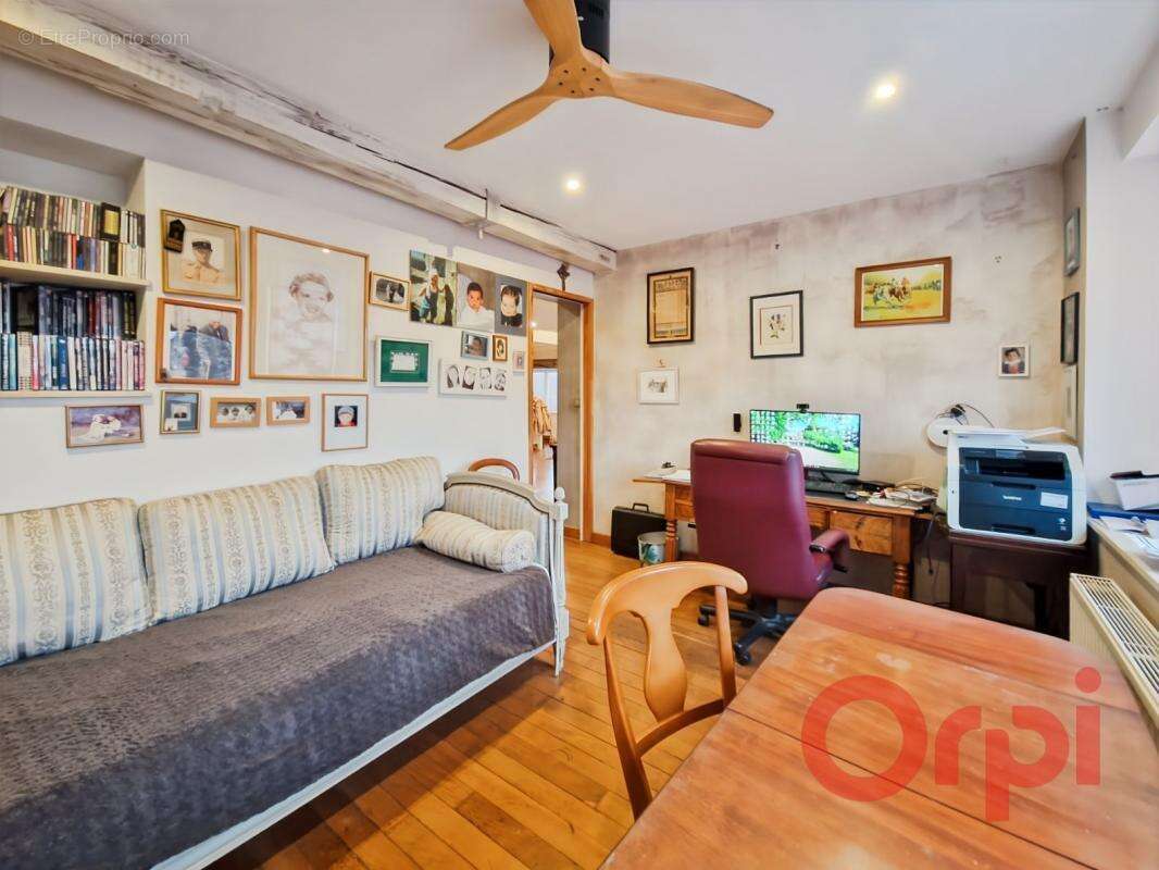 Maison à SAINT-AMAND-MONTROND