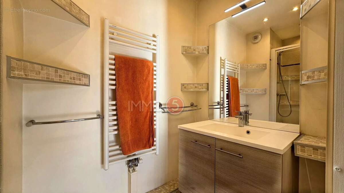 Appartement à LE RAINCY