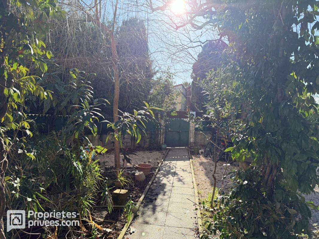 Maison à BEDARRIDES