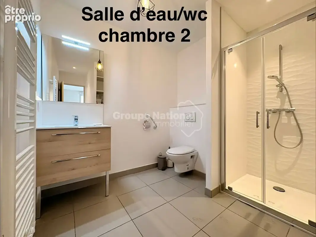 A VENDRE au coeur de Chateauneuf Du Pape dans résidence récente de standing , Appartement t4 de 128 m²  avec grand garage et ter - photo 12