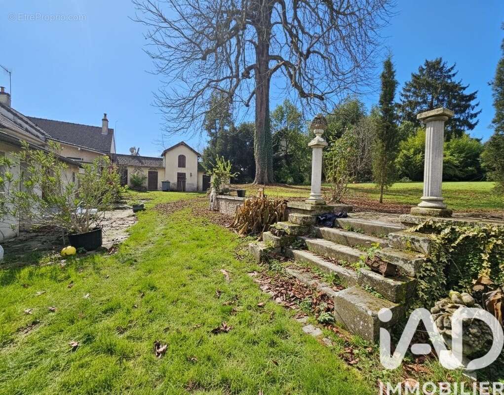 Photo 3 - Maison à LA FERTE-MILON