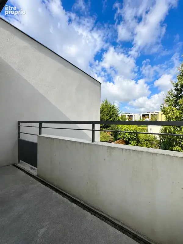 Nouveauté ! Appartement T3 de 60 m2 situé au 1er étage, dans le secteur de Lalande. - photo 4