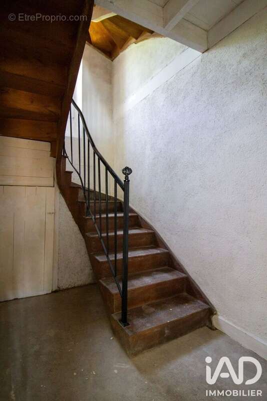 Maison 85 m² à Vertolaye  - photo 9
