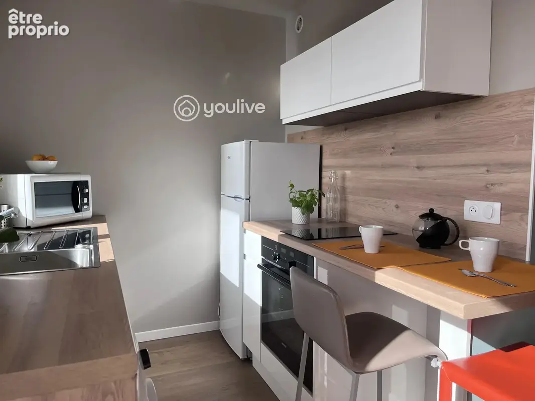 QUIMPER – Un studio meublé avec balcon et cave - photo 2