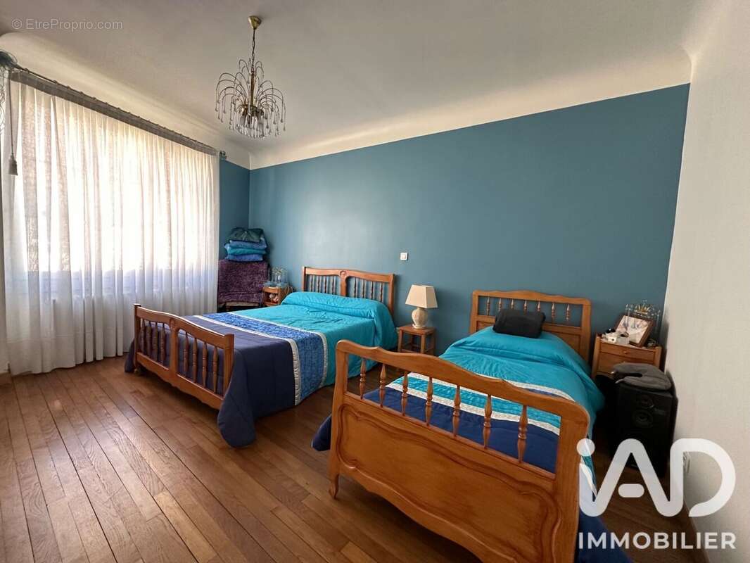 Maison 112 m² à Issoudun  - photo 4