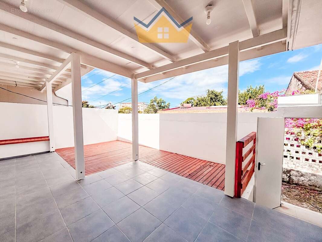 Maison à FORT-DE-FRANCE