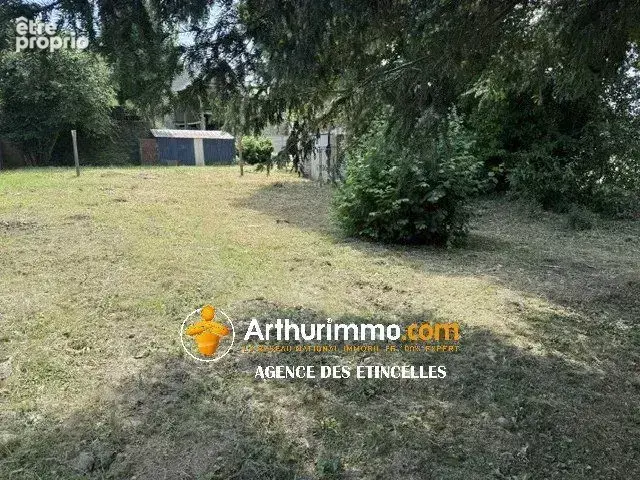 Terrain à MARTIGNE-FERCHAUD