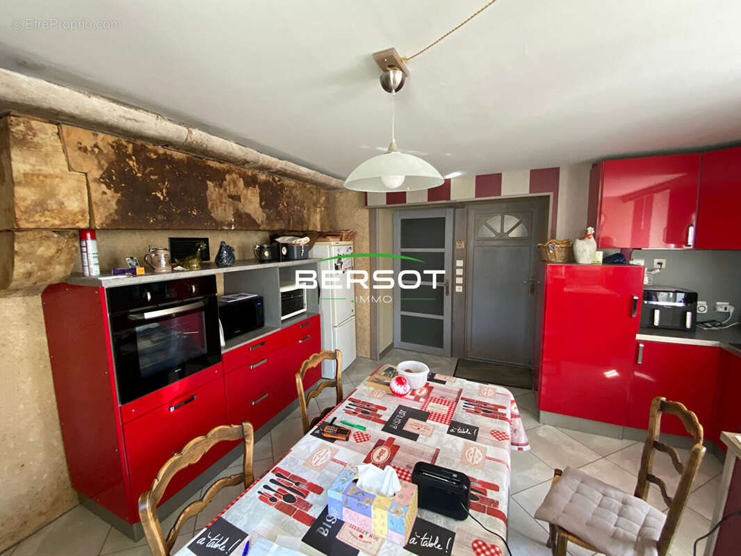 Maison 5 pièces à 5 minutes de Vesoul - photo 2