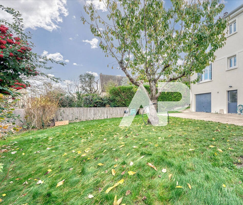 Maison à RUEIL-MALMAISON