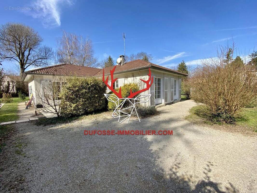 Photo 1 - Maison à SAINT-JEAN-DE-NIOST