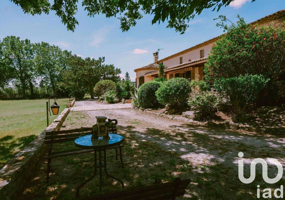 Photo 2 - Maison à CAVAILLON