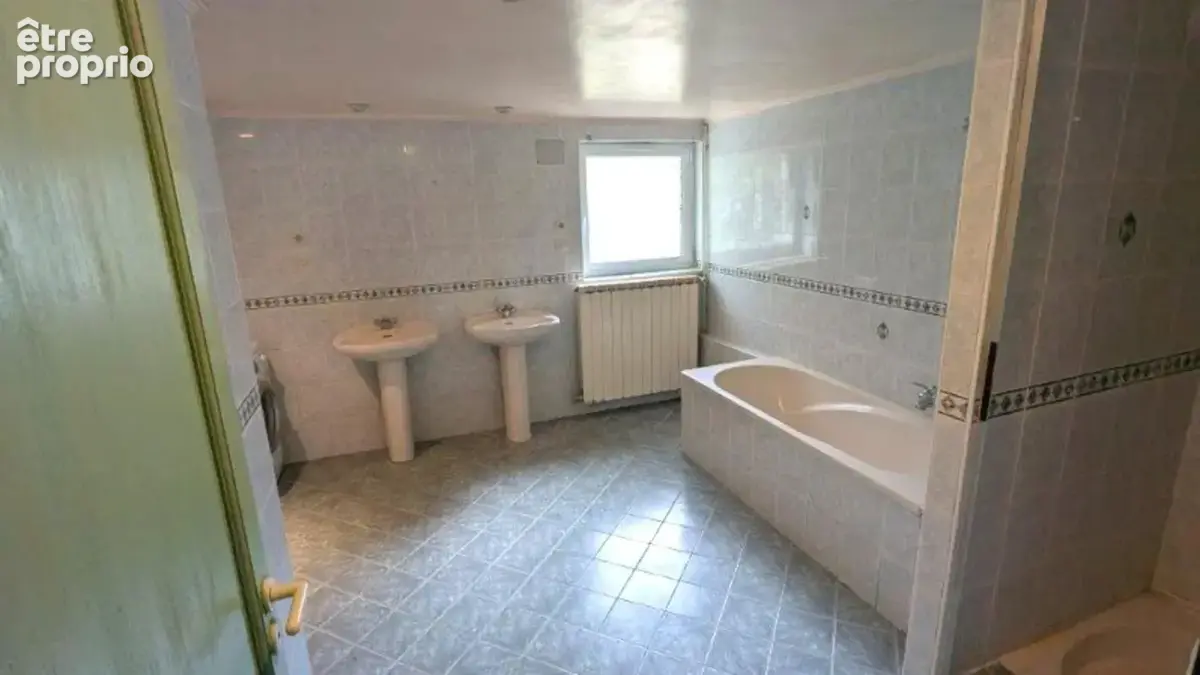 Spacieuse Maison de ville de 166 m2 habitables - photo 11