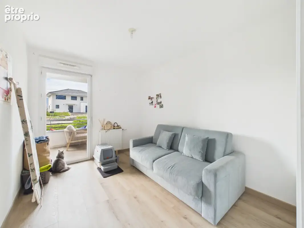 Saint-alban-leysse   superbe t3 traversant avec terrasse, vue sur le granier, garage et parking privatif - photo 6