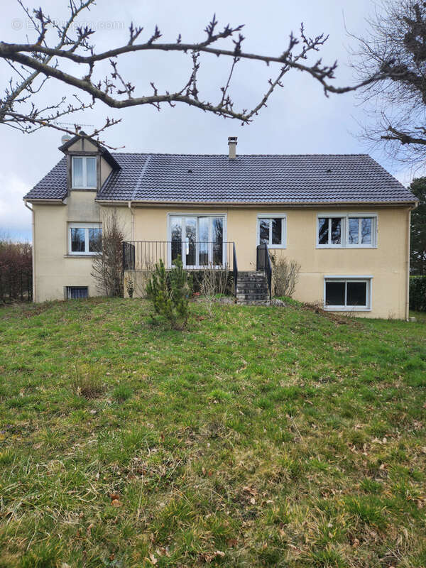 Maison à ORGERUS