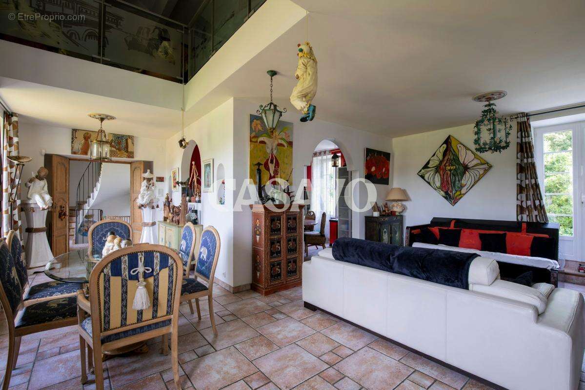 Vente Maison 7 pièces de 472m² - 30610 Sauve - photo 7