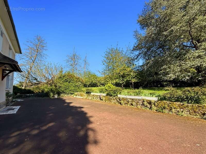 Maison à CHATELLERAULT