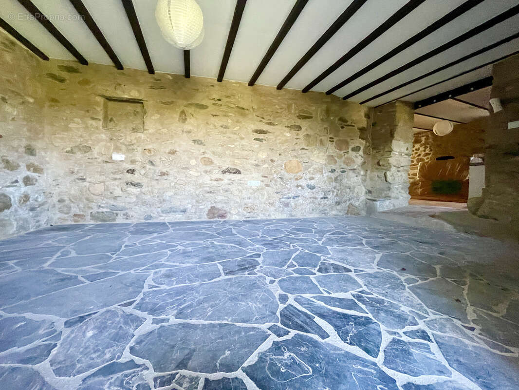 Maison à LAMALOU-LES-BAINS