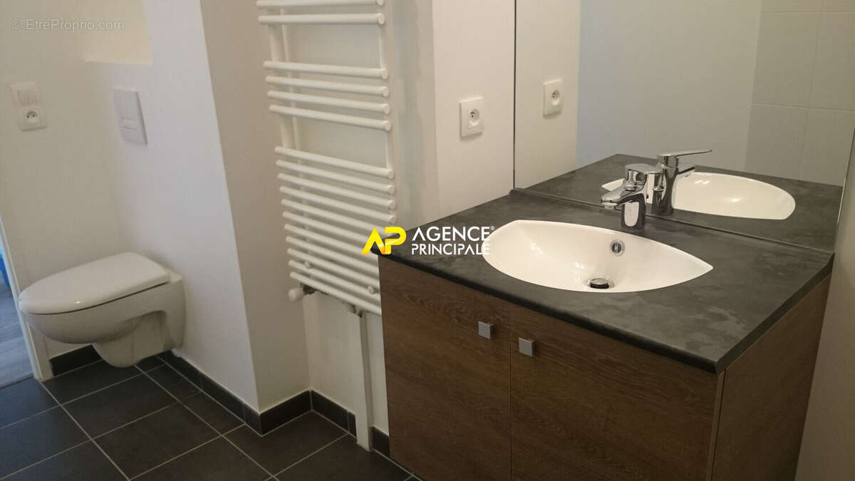 Appartement à SARTROUVILLE