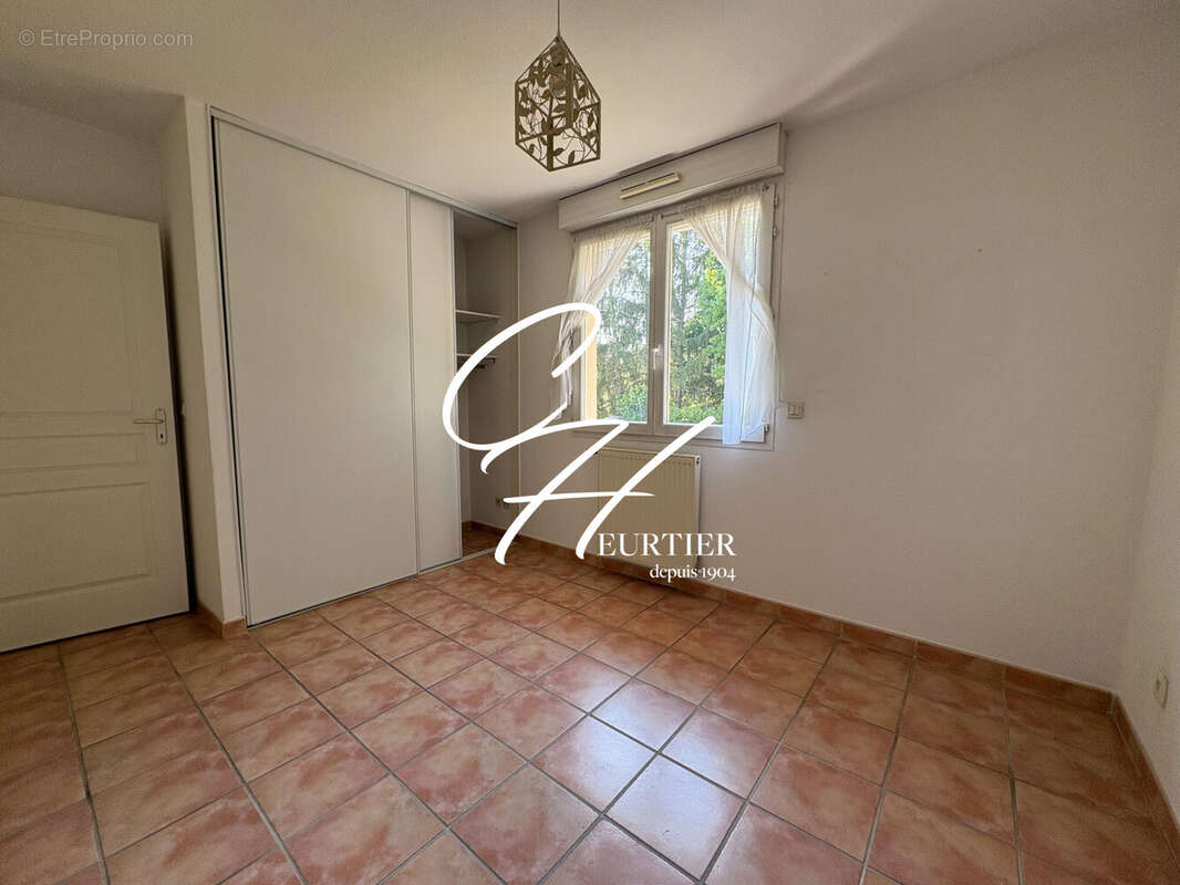 Appartement 99 m² à Voiron  - photo 9